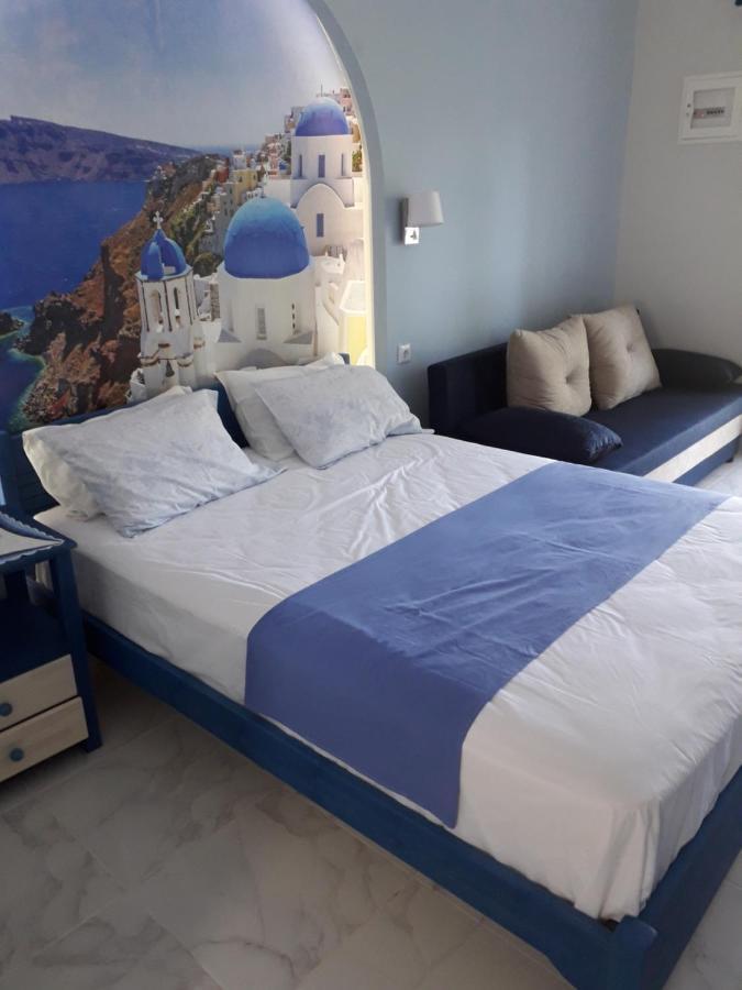 Victoria's Blue Apartment Siviri