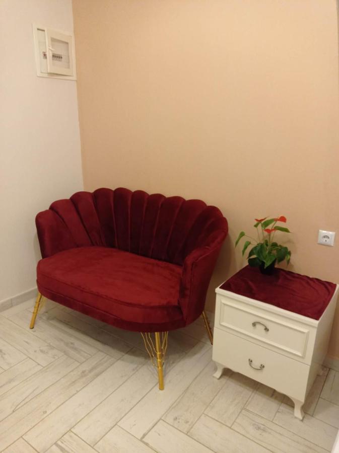 Victoria's Blue Apartment Siviri