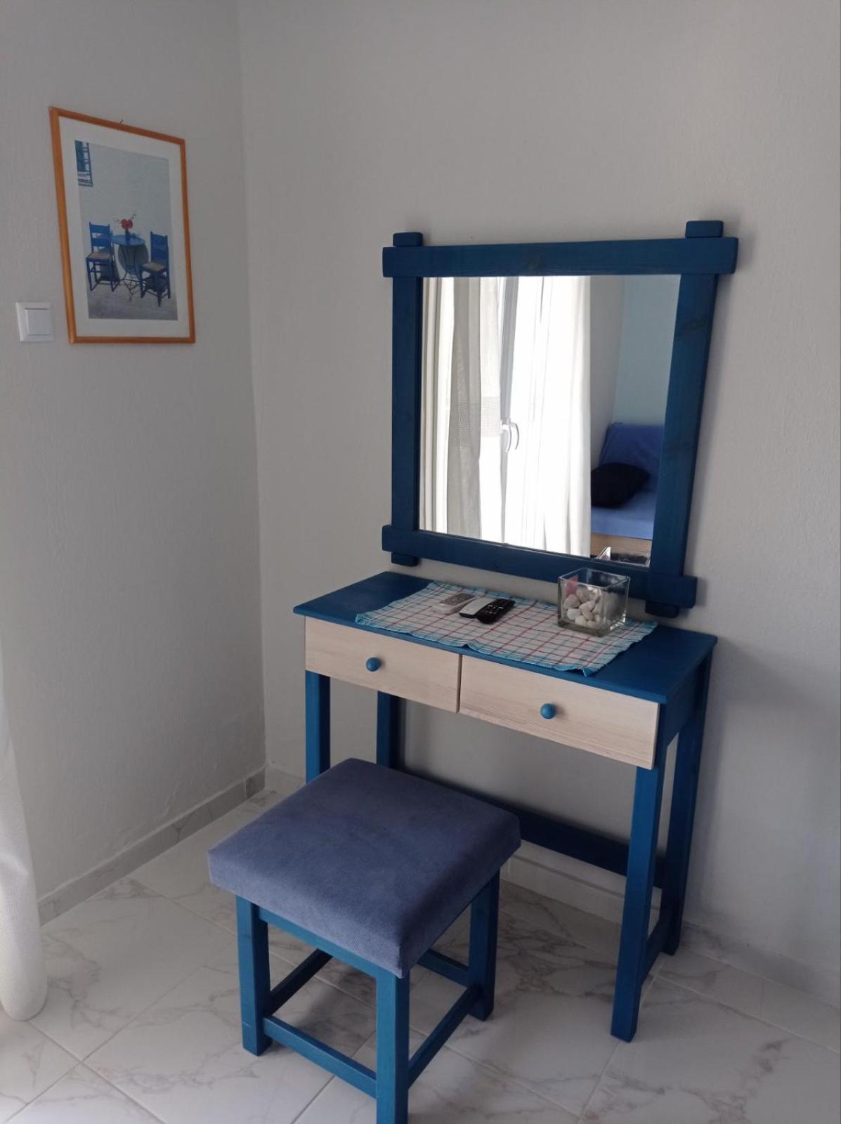 Apartment Victoria's Blue Siviri